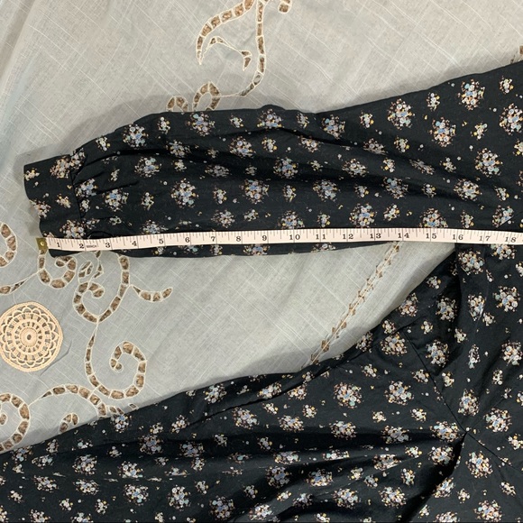 Retro vintage style floral coat with plaid lining - Picture 12 of 16